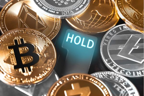 Мартин Шкрели планирует продать акции MicroStrategy для роста биткоина