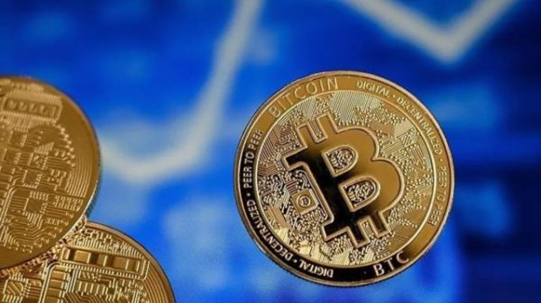 Прогноз стоимости биткоина до 300000 долларов к 2025 году