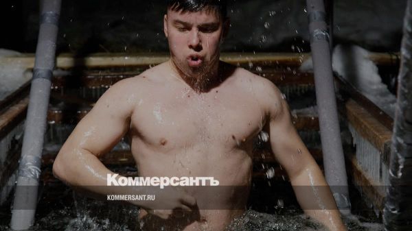 Подготовка к купаниям в Крещение в Свердловской области