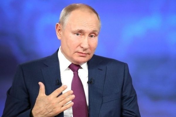 Путин поздравил ветеранов с годовщиной освобождения Ленинграда от блокады