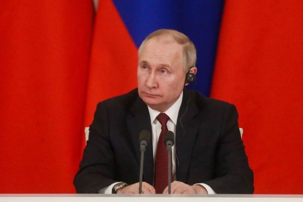 Путин посетит Китай к годовщине победы над Японией в сентябре