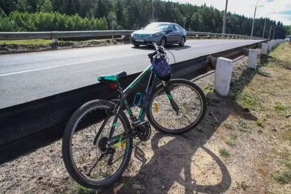 Новый рекорд по езде на велосипеде без рук установлен Вайбхавом Раджаманом