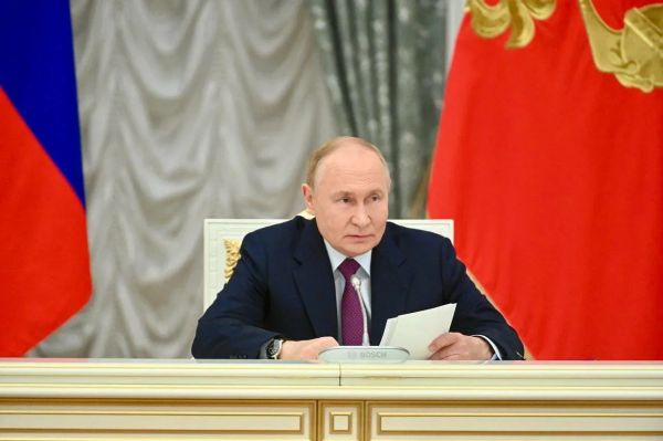 Путин обсудил с новым президентом Сирии Шараа сотрудничество и поддержку