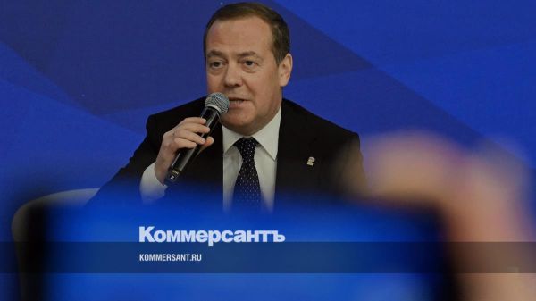 Медведев комментирует удары по Киеву и риторику Украины