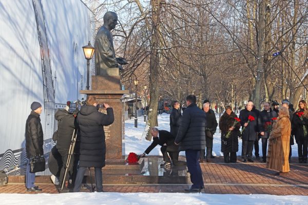 Анатолий Собчак и его вклад в российскую политику