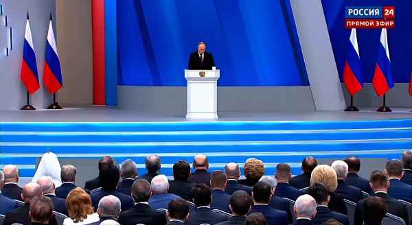 Путин: Россия стремится к диверсификации экономики