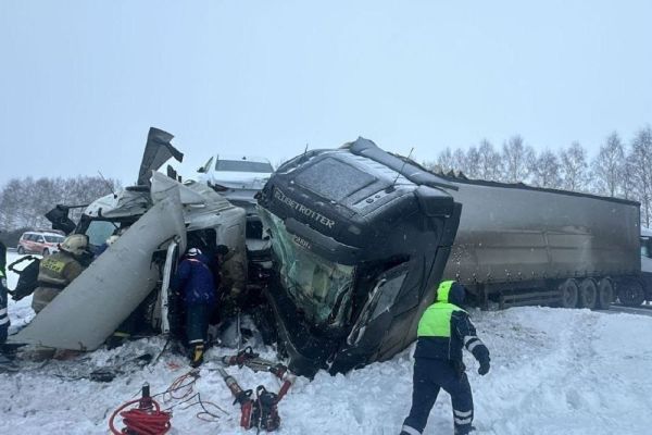 ДТП в Башкирии с участием грузовиков и обновления в оформлении ДТП