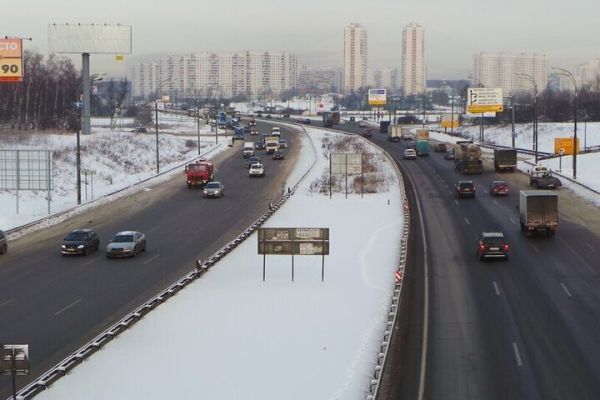 Серьезная автоавария на трассе Дон создает многокилометровые пробки в Москве