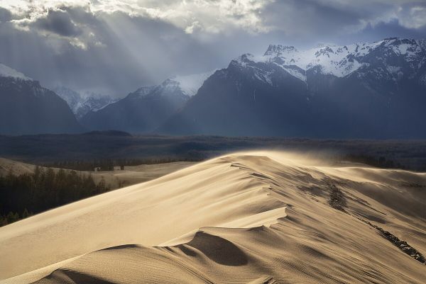 Чарские пески в Забайкалье уникальная северная пустыня