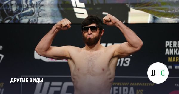 Магомед Анкалаев стал чемпионом UFC в полутяжелом весе