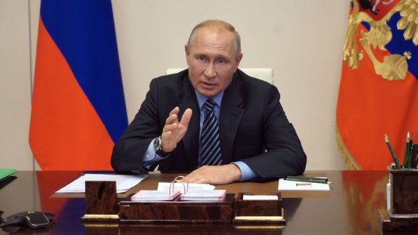 Путин подчеркивает необходимость повышения доходов в Архангельской области