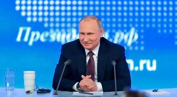 Владимир Путин принял участие в церемонии открытия производств в России