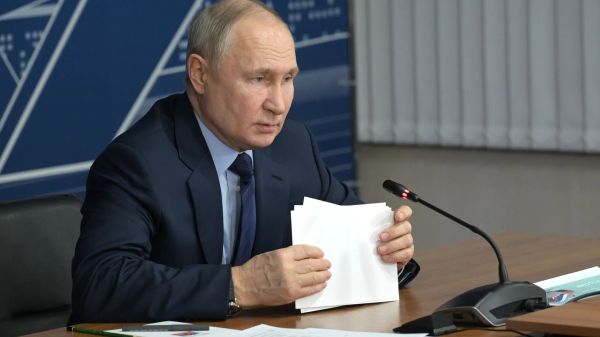 Путин подписал закон о ЦФА в международных расчетах