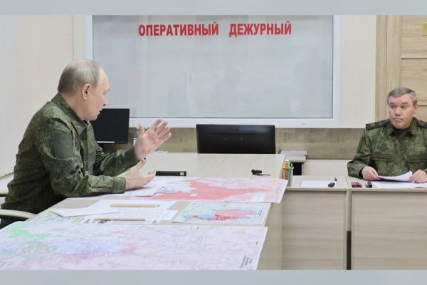 Визит Путина в военной форме и его значение для переговоров по Украине