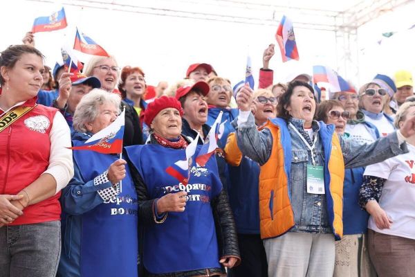 Волонтерские инициативы в Челябинской области получают поддержку от всех возрастов