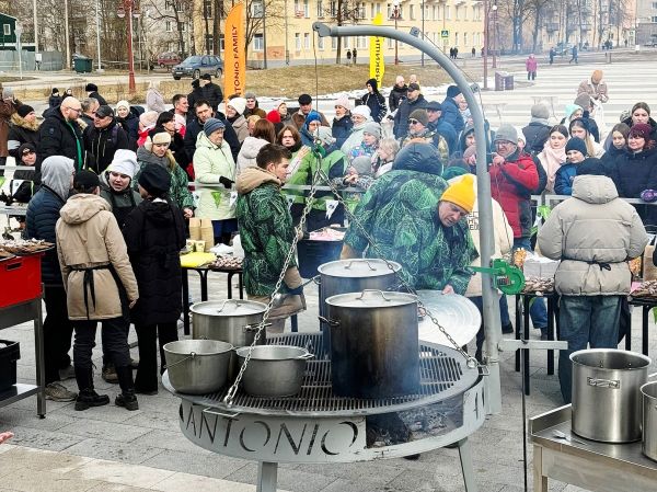 Гастрофестиваль Крошево стартовал в Боровичах с кулинарными шоу и традиционными блюдами