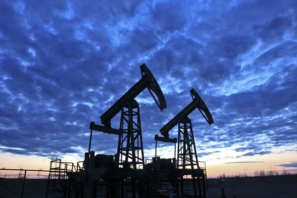 Низкие нефтяные котировки и решение ОПЕК по увеличению добычи