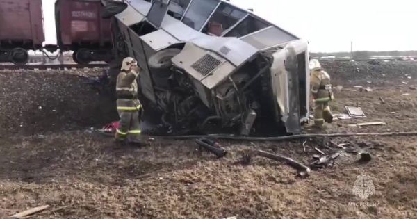 ДТП с автобусом и поездом в Ярославской области из-за технической неисправности