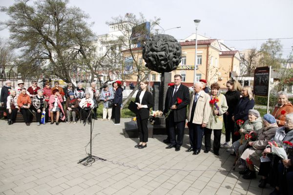 Митинг в Смоленске на Международный день освобождения узников концлагерей