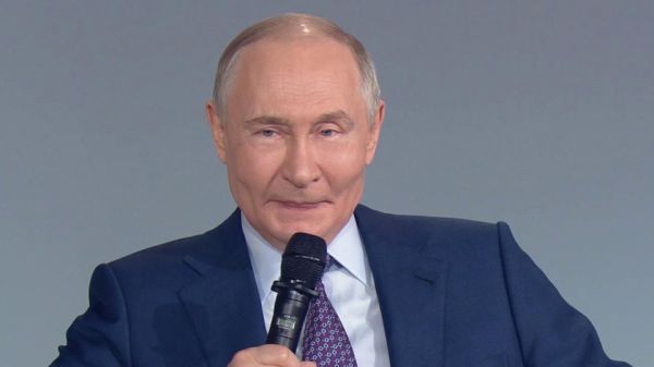 Путин подчеркивает важность памяти о Великой Отечественной войне