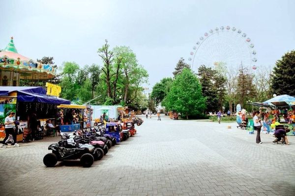Летний туристический сезон в парках Краснодара