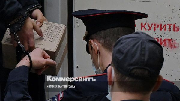 Бывший проректор и совладелец компании арестованы за хищение 43,7 млн рублей