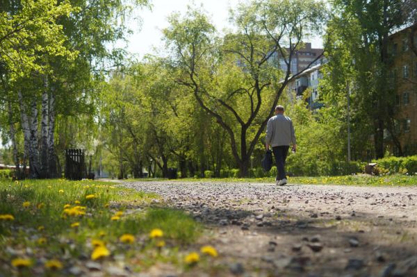 Сквер на улице Титова в Екатеринбурге назван в честь поэта Бориса Рыжего