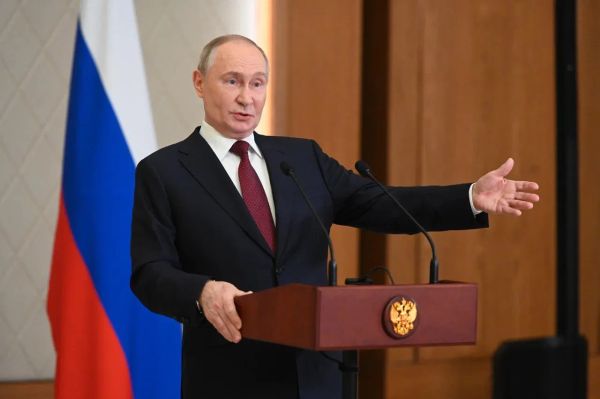 Путин сравнивает героизм бойцов СВО с подвигами псковских десантников