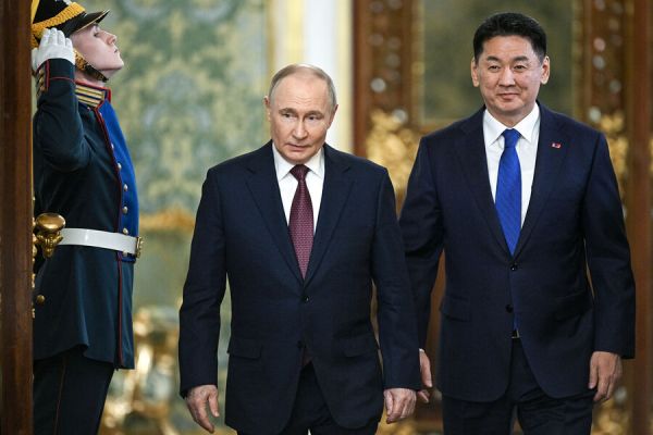 Путин обсудил культурные связи России и Китая