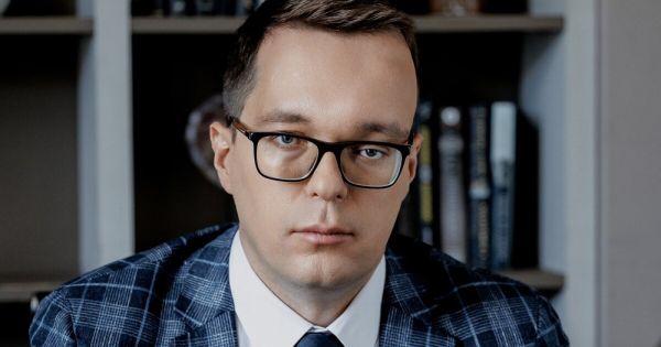 Влияние мировых рынков на курс биткоина и легализация криптовалют в России