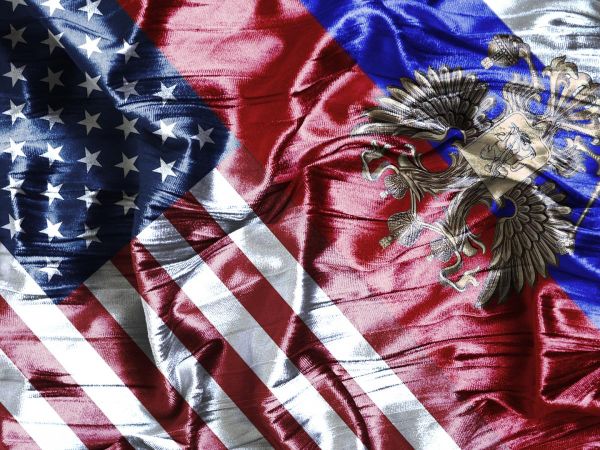 Сравнение осведомленности о криптовалютах в России и США