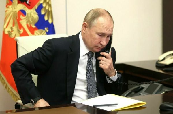 Обсуждение боевого братства Путина и Трампа