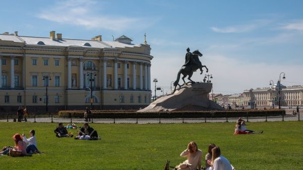 Преобразования Санкт-Петербурга и устойчивость российской экономики