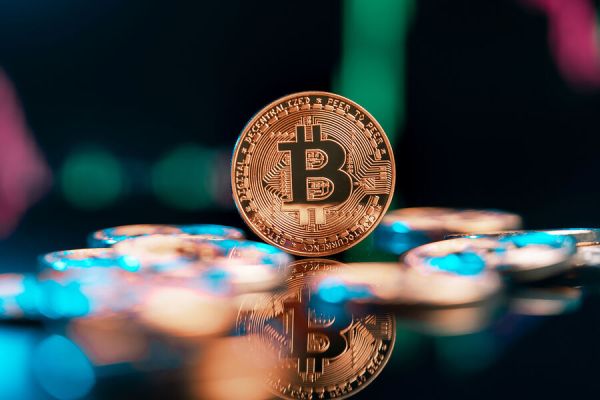 Анализ текущих тенденций рынка биткоина от Андрея Подоляна