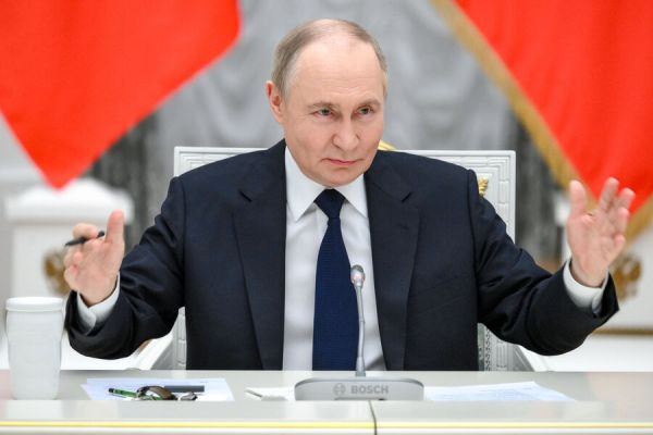 Путин обсуждает импортозамещение и поддержку бизнеса в России