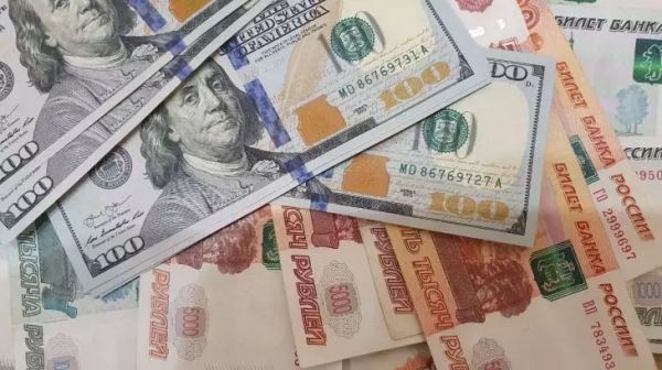 Будущее американского الدولار в условиях геополитики и экономических изменений
