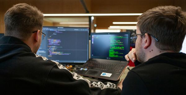 Спрос на IT-специалистов в России превышает 1 миллион
