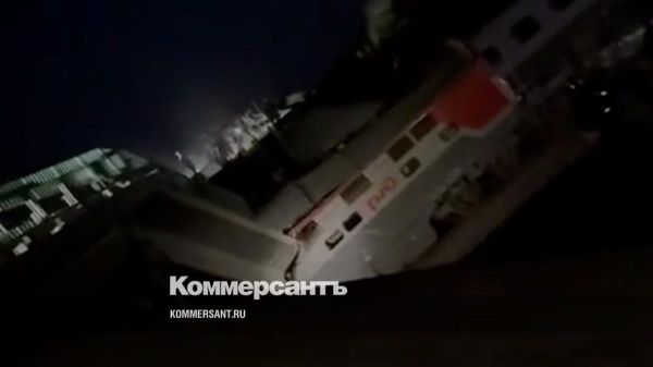 Трагедия в Брянской области после крушения поезда