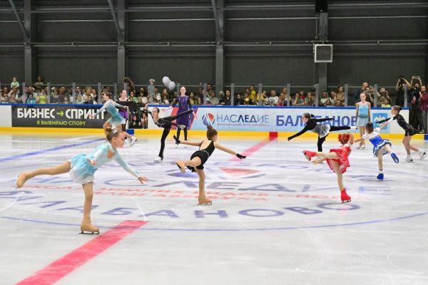 Открытие ледовой арены и школы спорта в Балабаново