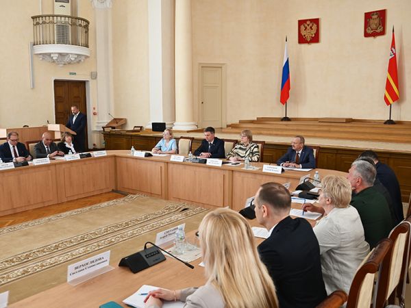 Обсуждение адаптации участников специальной военной операции в Смоленске