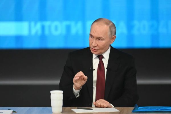 Президент Путин о Тютчеве и поддержке русского языка