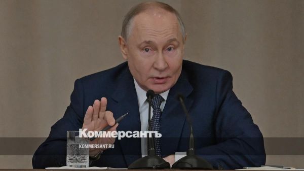 Путин подчеркивает значение кириллицы и защита русского языка