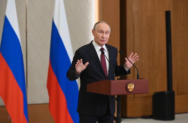 Важная встреча Путина в День России с героями труда и совещания по вооружениям
