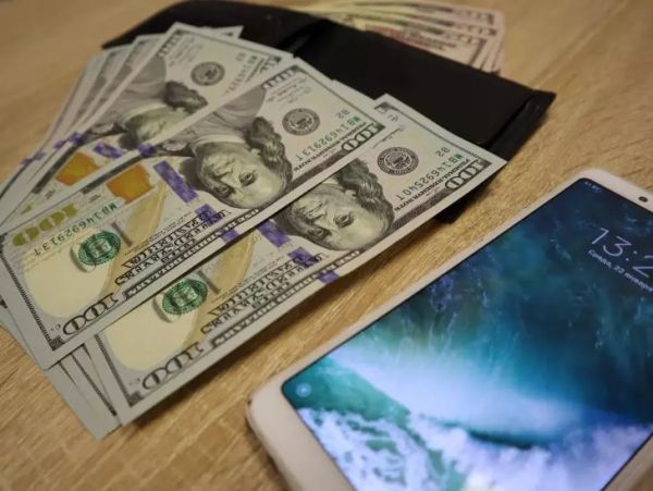 Будущее доллара США и влияние цифровых валют