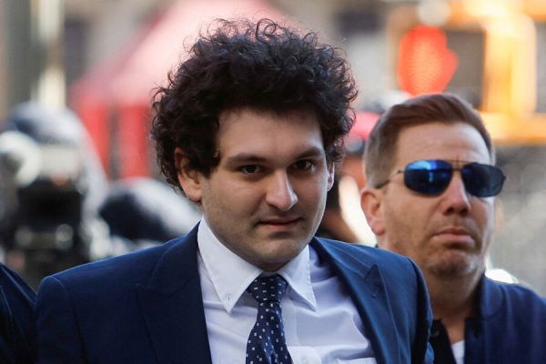 Сэм Бэнкман-Фрид приговорён к 25 годам за мошенничество