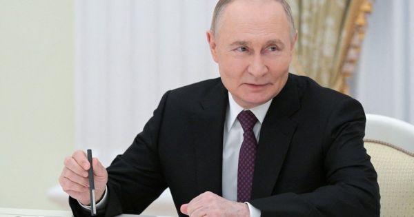 Путин поздравил Артек с юбилеем и отметил его важность для детей