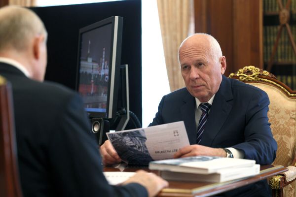 Путин и Чемезов обсудили строительство мусоросжигательных заводов