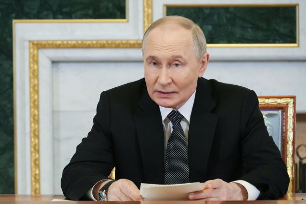 Обсуждение ключевых экономических задач России на ПМЭФ
