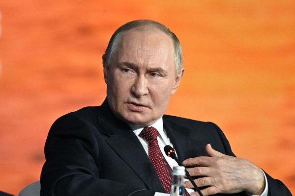 Путин о снижении ключевой ставки на ПМЭФ