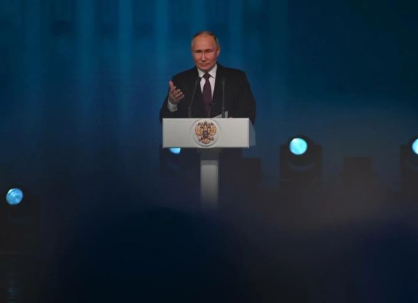 Путин акцентирует внимание на обучении истории для дошкольников